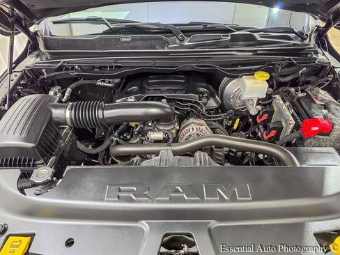 Used 2020 RAM 1500 Laramie w/ Sport Appearance Package AWD/4WD image 25