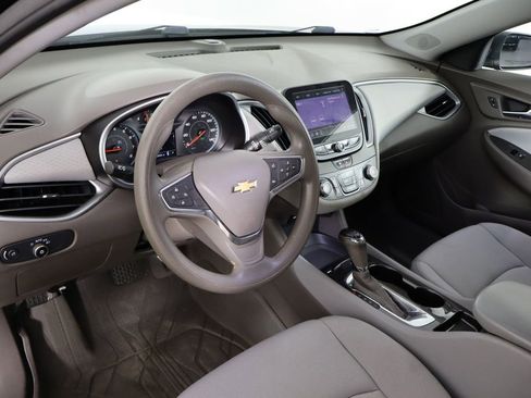Used 2020 Chevrolet Malibu LS FWD image 24