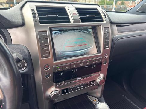 Used 2021 Lexus GX 460 Premium w/ Premium Package AWD/4WD image 16