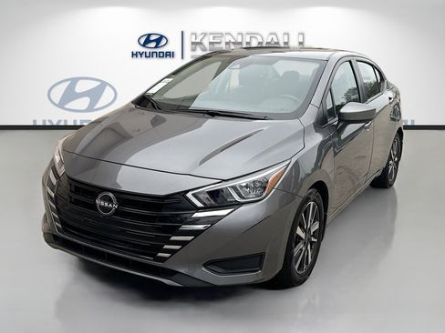 Used 2023 Nissan Versa SV w/ Trunk Package image 3