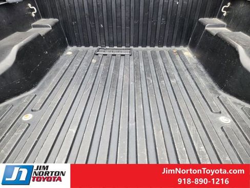 Used 2019 Toyota Tacoma SR image 32