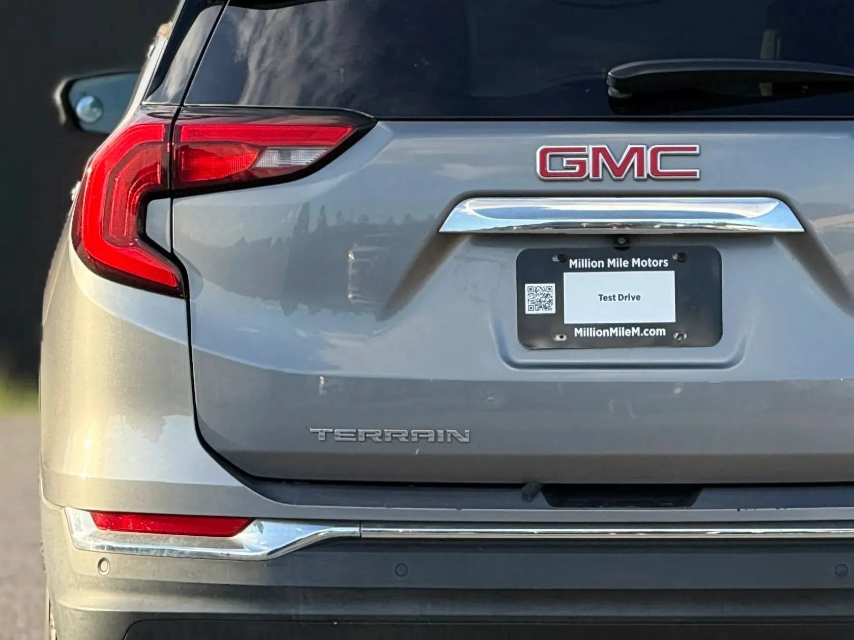Used 2018 GMC Terrain SLT w/ Preferred Package FWD image 13