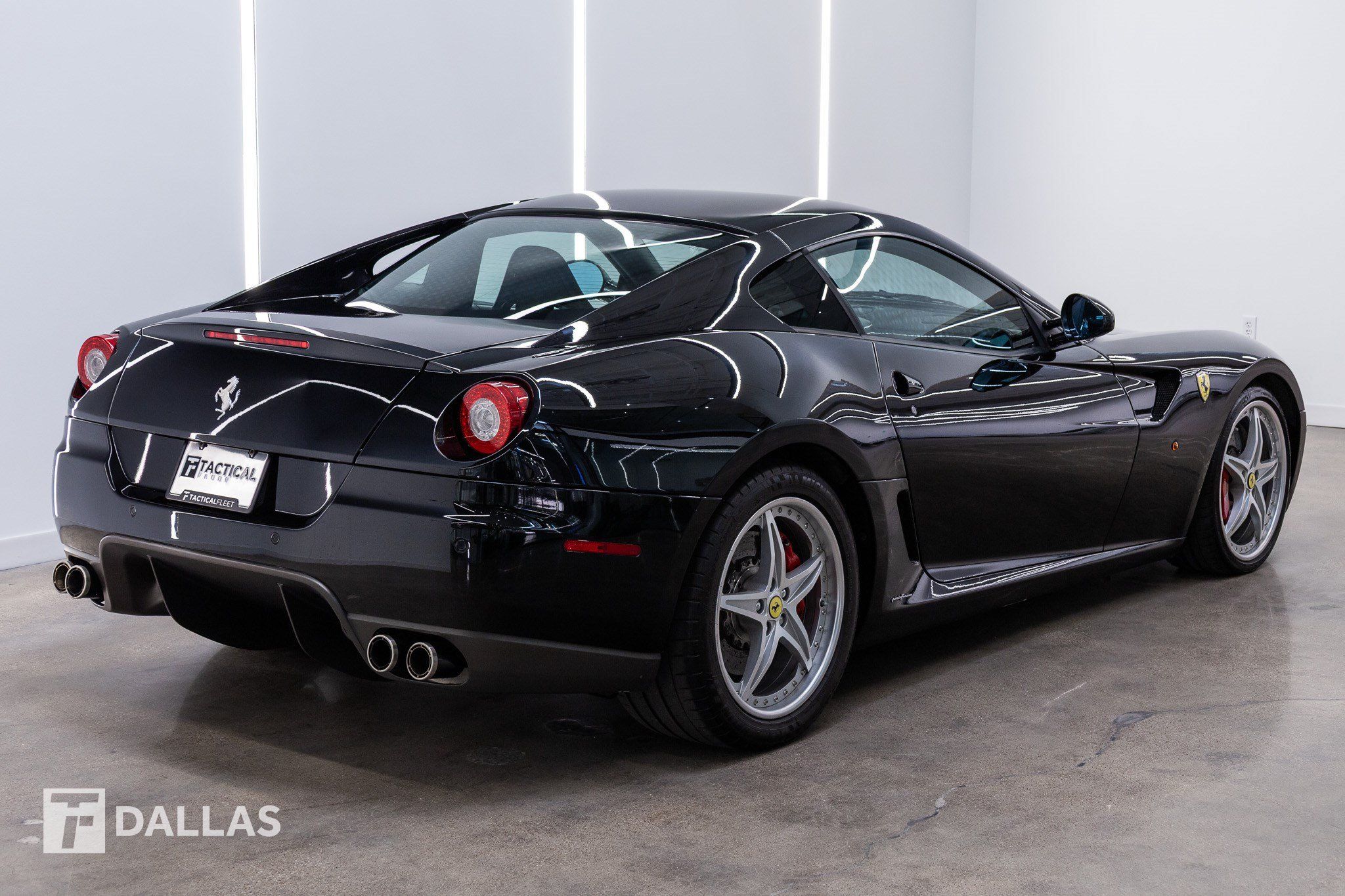 Used 2007 Ferrari 599 GTB Fiorano RWD image 16