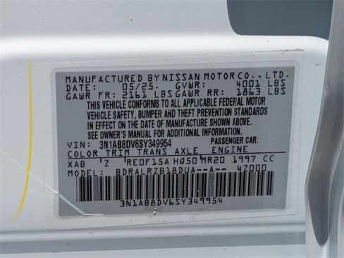 New 2025 Nissan Sentra SR w/ Trunk Package image 32