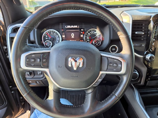 Used 2023 RAM 1500 Big Horn AWD/4WD image 3