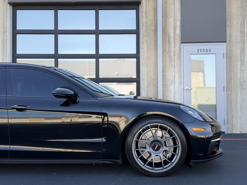 Used 2020 Porsche Panamera 4 AWD/4WD image 7