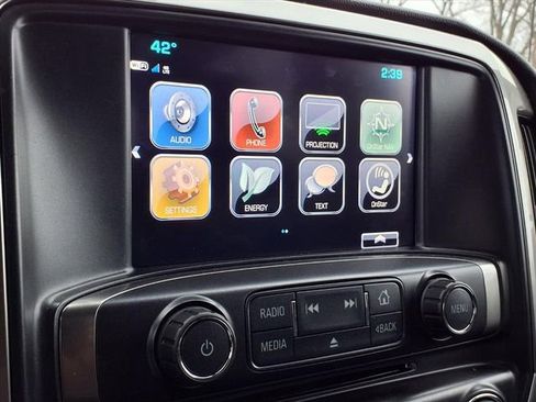 Used 2018 Chevrolet Silverado 1500 LT w/ LT Eassist Package image 10