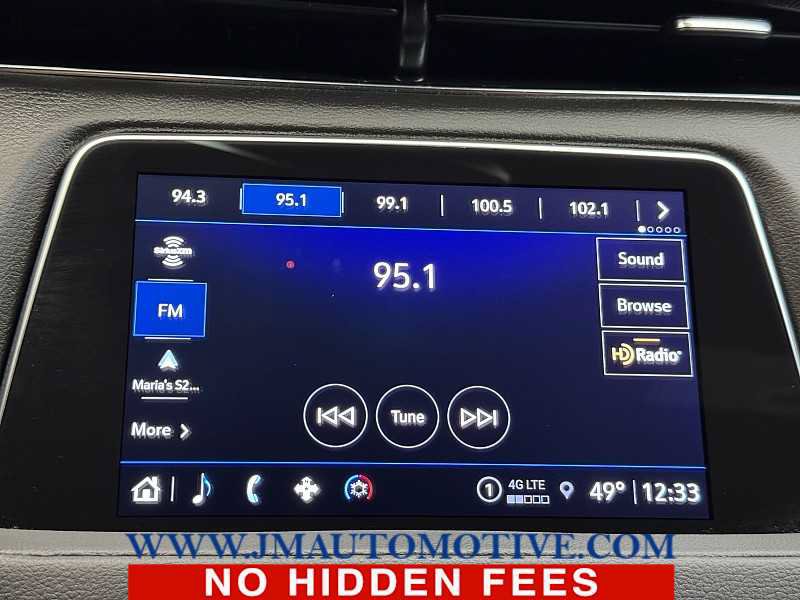 Used 2023 Cadillac XT4 Premium Luxury FWD image 22