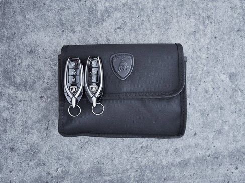 Used 2024 Lamborghini Urus S image 90