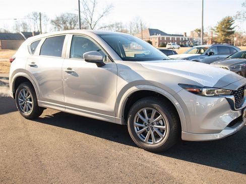 New 2025 MAZDA CX-5 AWD 2.5 S w/ Preferred Package image 2
