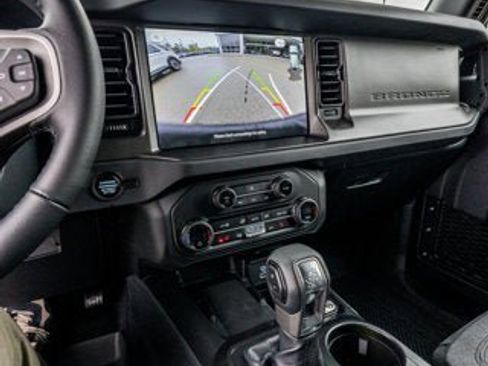 Used 2025 Ford Bronco Big Bend image 38