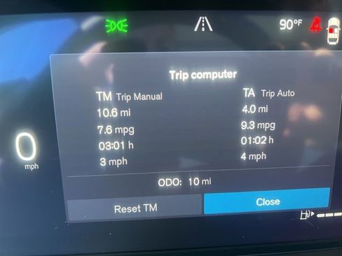 New 2026 Volvo XC40 B5 Ultra w/ Climate Package image 9