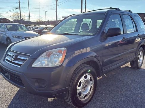 Used 2005 Honda CR-V LX image 3