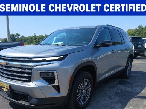 Used 2026 Chevrolet Traverse LT w/ Driver Confidence Package AWD/4WD image 1