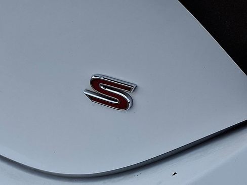 Used 2016 Toyota Corolla S Special Edition image 29