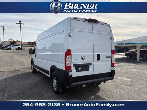 New 2026 RAM ProMaster 2500 w/ Convenience Group FWD image 9