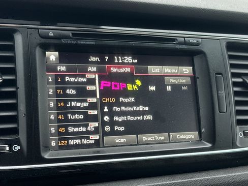 Used 2018 Kia Sedona SX image 19