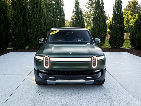 Used 2024 Rivian R1S Adventure Quad AWD/4WD image 3