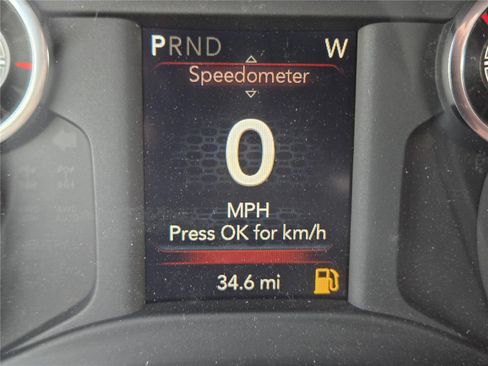 Used 2024 RAM 5500 Tradesman w/ Chrome Appearance Group AWD/4WD image 22