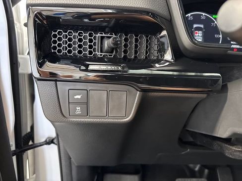 Certified 2025 Honda CR-V Sport Touring image 16