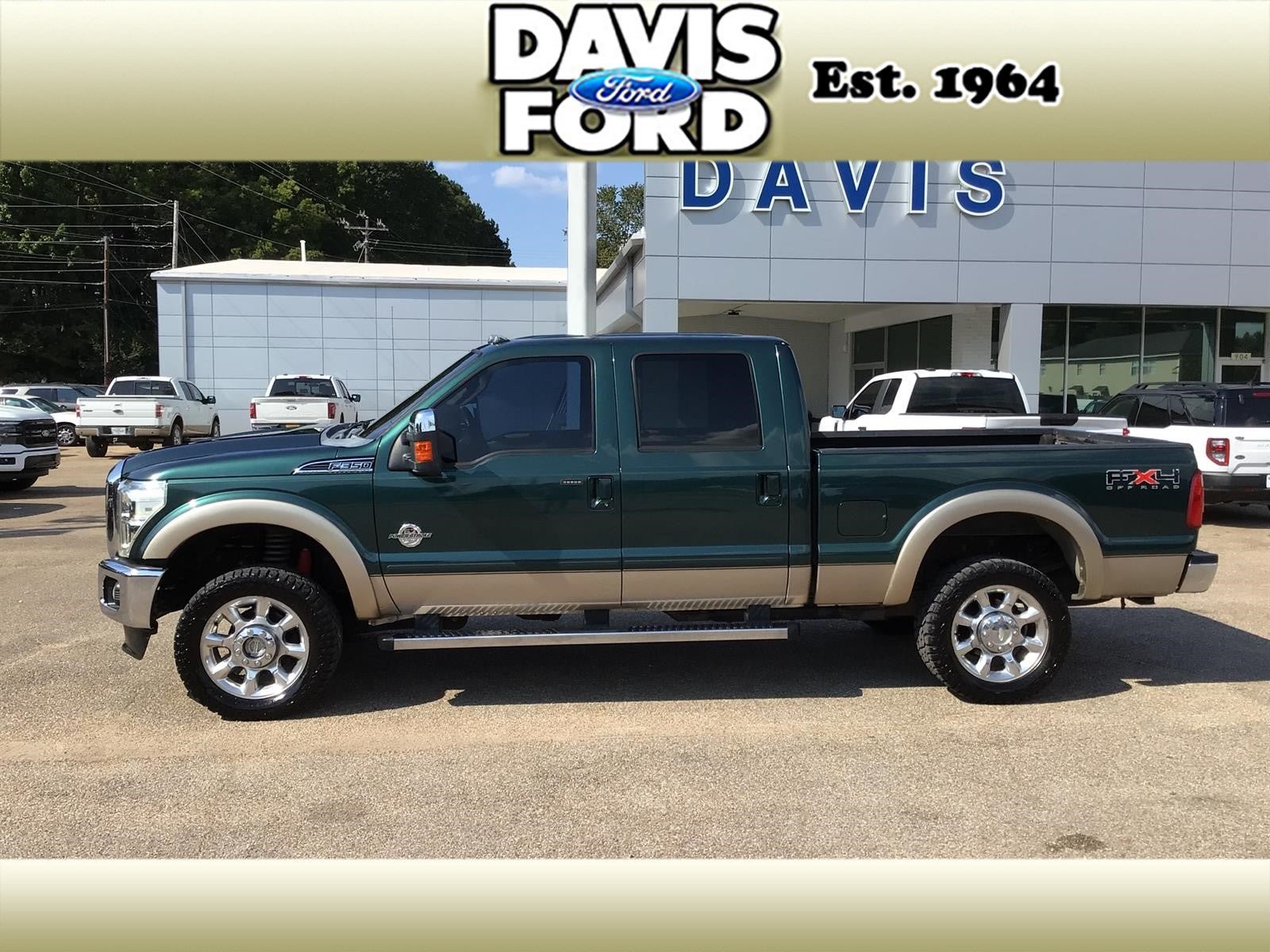 Used 2011 Ford F350 Lariat w/ Lariat Interior Pkg AWD/4WD image 4