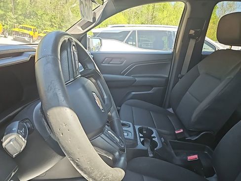 Used 2023 Chevrolet Colorado W/T w/ WT Convenience Package AWD/4WD image 9