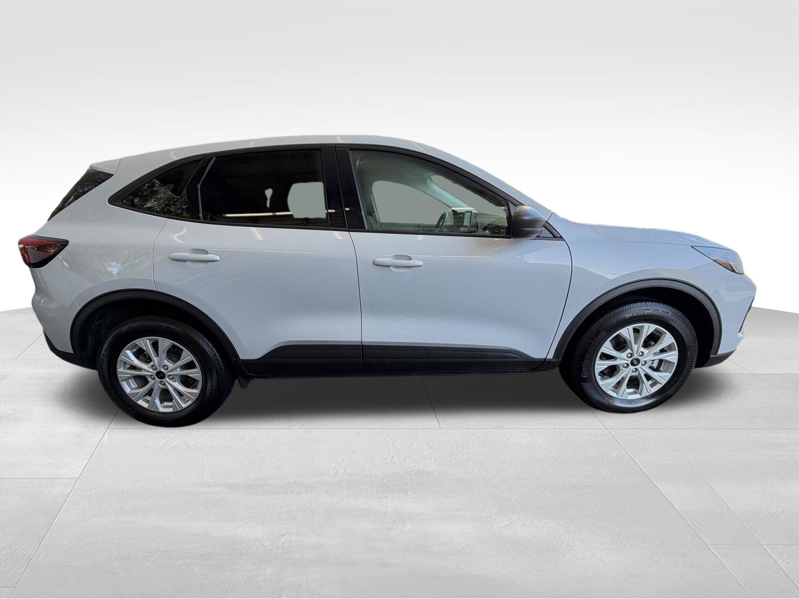 Used 2025 Ford Escape Active AWD/4WD image 4
