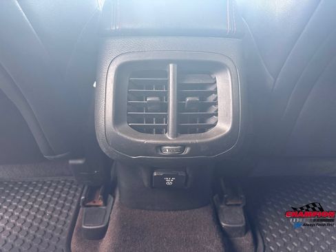 Used 2014 Jeep Cherokee Trailhawk w/ Cold Weather Group AWD/4WD image 24