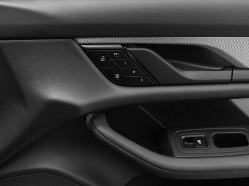 Certified 2023 Porsche Taycan image 22