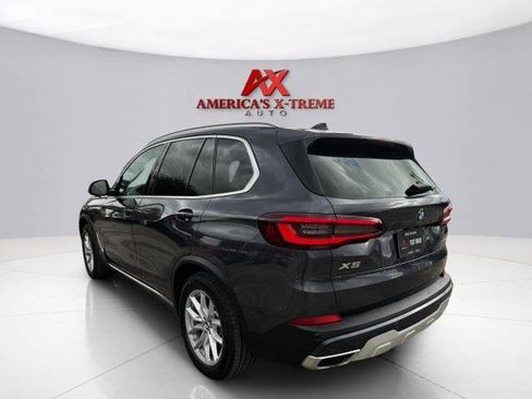 Used 2021 BMW X5 xDrive40i w/ Premium Package AWD/4WD image 3