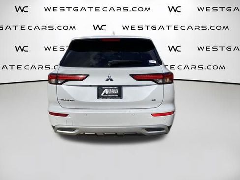 Used 2024 Mitsubishi Outlander SE image 7