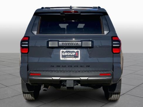 Used 2025 Toyota 4Runner TRD Off-Road Premium image 4