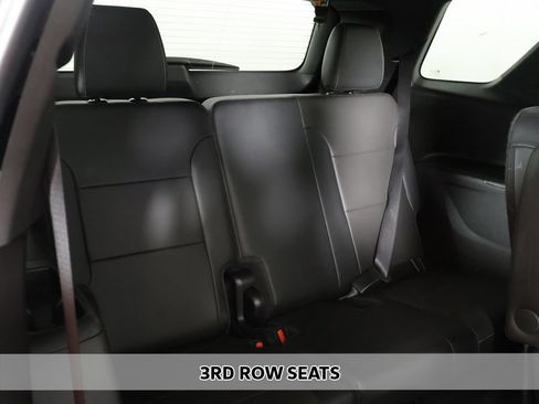 Used 2023 Chevrolet Traverse Premier AWD/4WD image 12