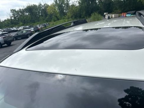 Used 2018 Subaru Outback 2.5i Limited AWD/4WD image 10