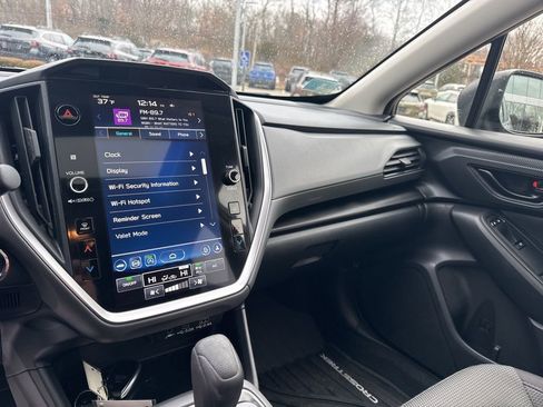 Used 2024 Subaru Crosstrek 2.0i Premium image 16