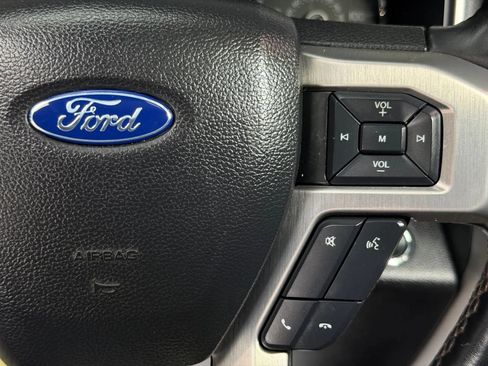 Used 2018 Ford F150 Platinum w/ Equipment Group 701A Luxury AWD/4WD image 35