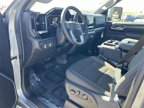 New 2026 GMC Sierra 2500 SLE w/ SLE Value Package; image 9