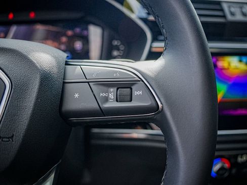 New 2025 Audi Q3 2.0T Premium image 16