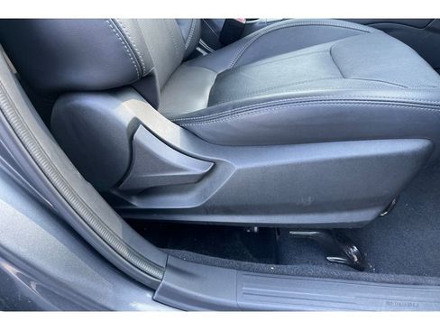 Used 2024 Subaru Forester Limited image 25