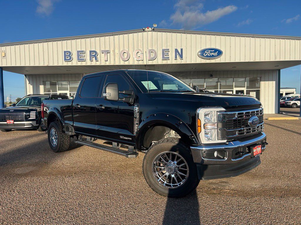 Used 2024 Ford F250 XLT w/ FX4 Off-Road Package AWD/4WD image 1