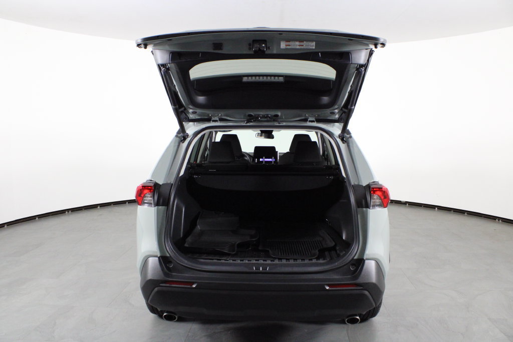Used 2023 Toyota RAV4 XLE w/ Convenience Package FWD image 15