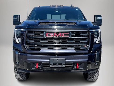Used 2024 GMC Sierra 2500 AT4 w/ AT4 Premium Plus Package image 3