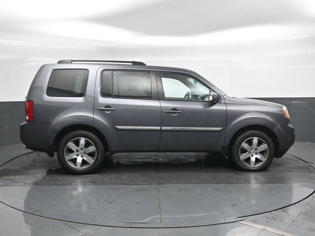 Used 2015 Honda Pilot Touring image 3