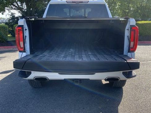 Used 2021 GMC Sierra 1500 AT4 w/ AT4 Premium Package AWD/4WD image 6
