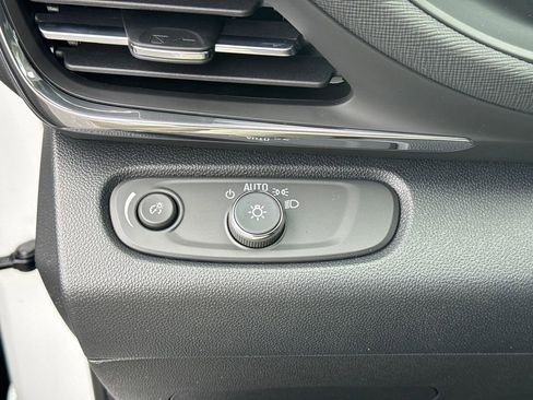 New 2026 Buick Envista Preferred FWD image 17
