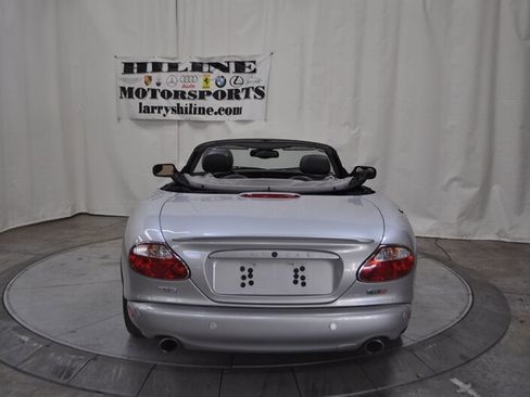Used 2004 Jaguar XKR Convertible image 4