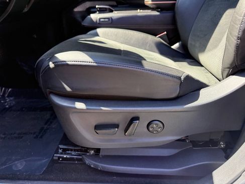 Certified 2023 Nissan Ariya AWD image 15
