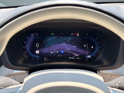 Certified 2023 Volvo XC60 B5 Ultimate AWD/4WD image 19