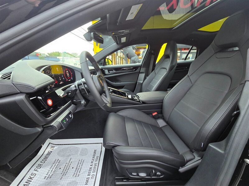 Used 2026 Porsche Panamera 4 AWD/4WD image 17