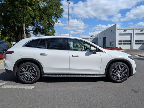 Used 2023 Mercedes-Benz EQS 450+ SUV image 2